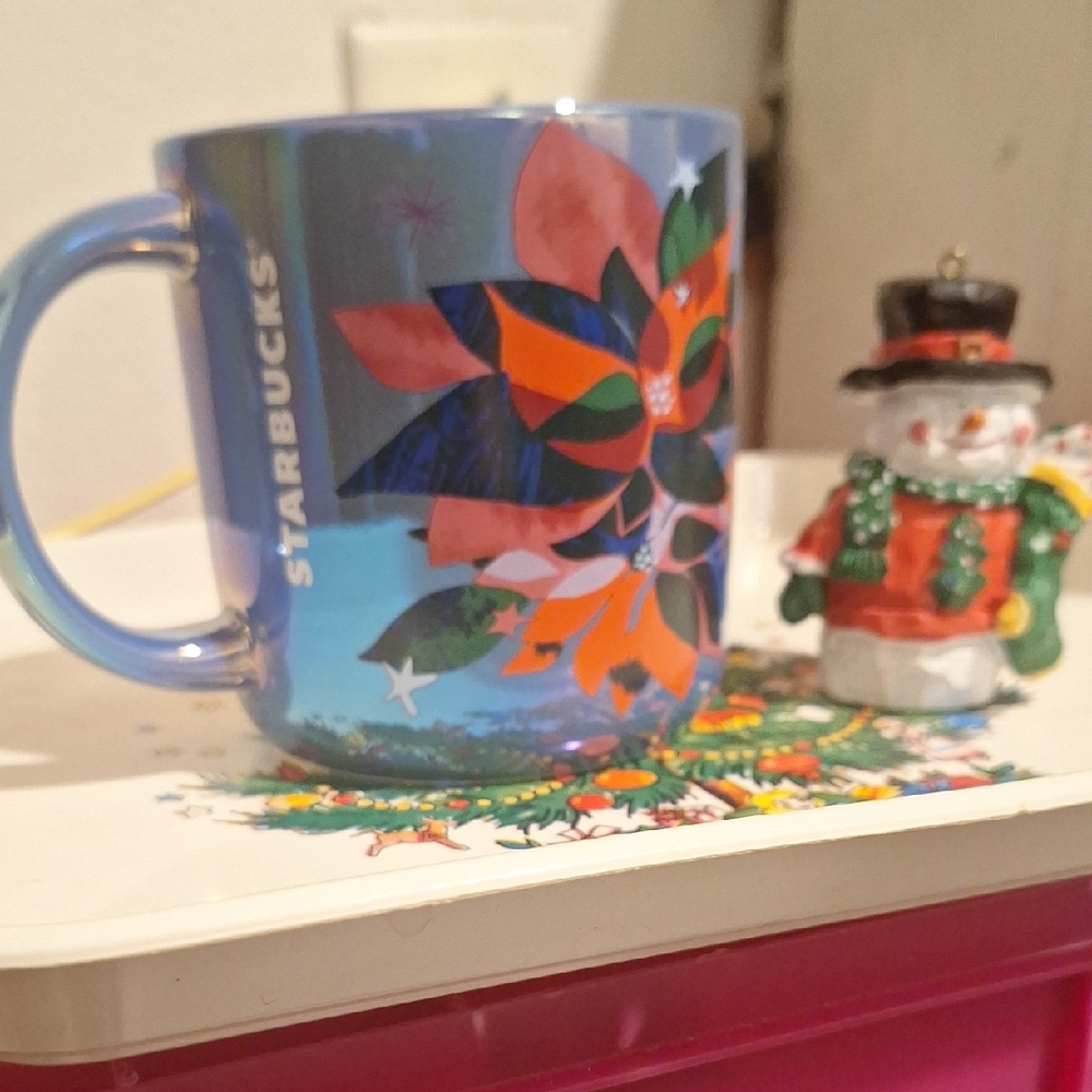 STARBUCKS Christmas Holiday 14 oz Ceramic Coffee Mug Cup 2023